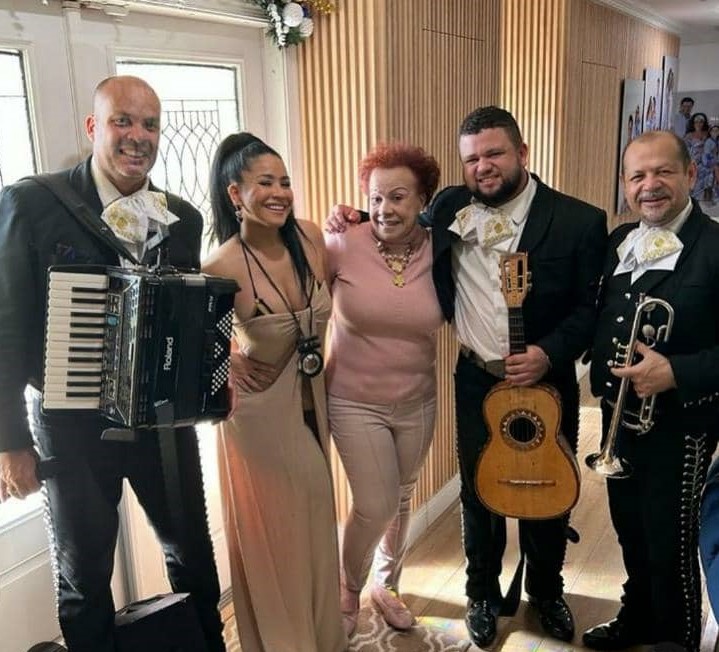 Aniversarios con Mariachi